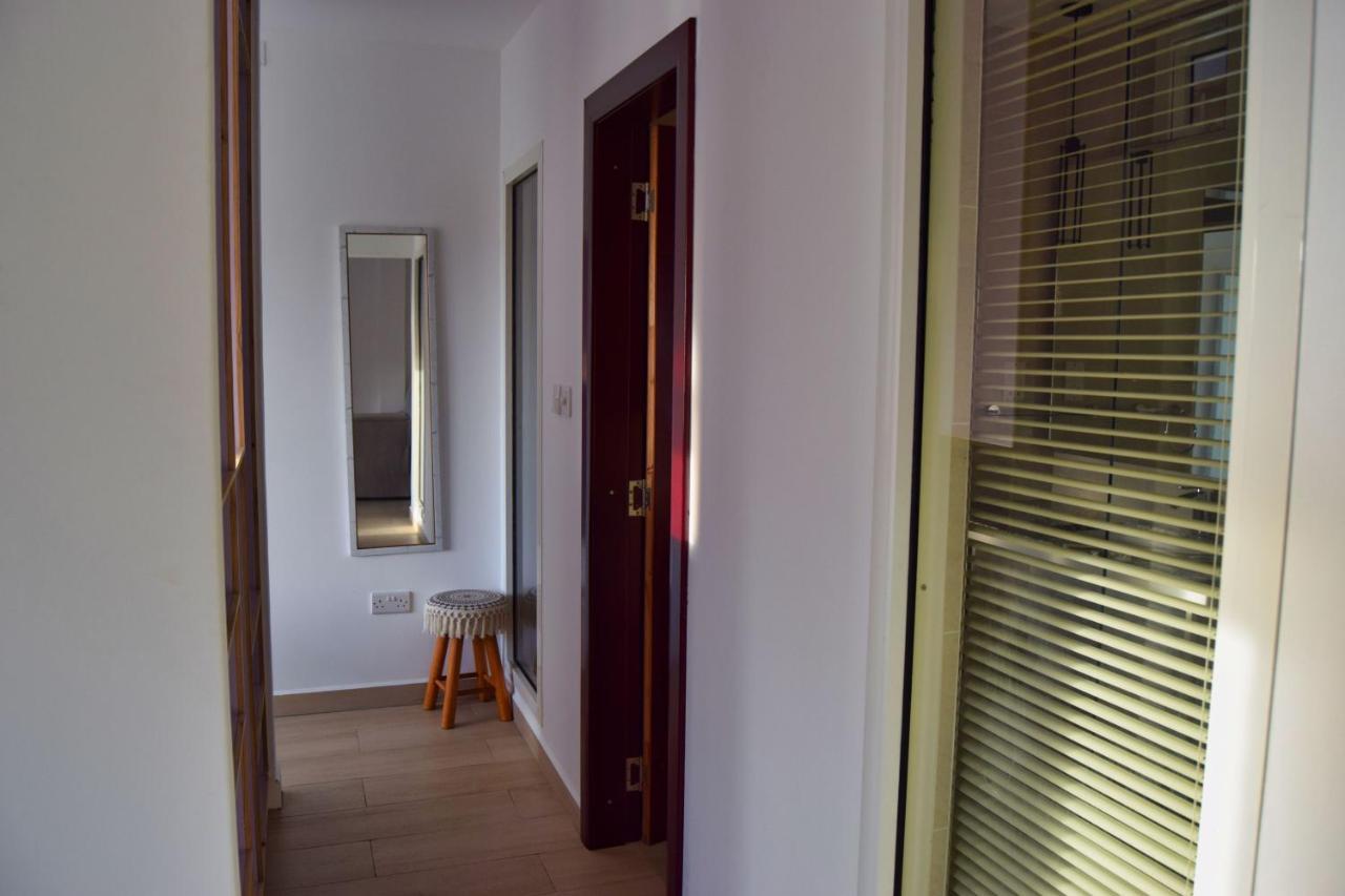 Venlia Apartment Victoria Exterior foto